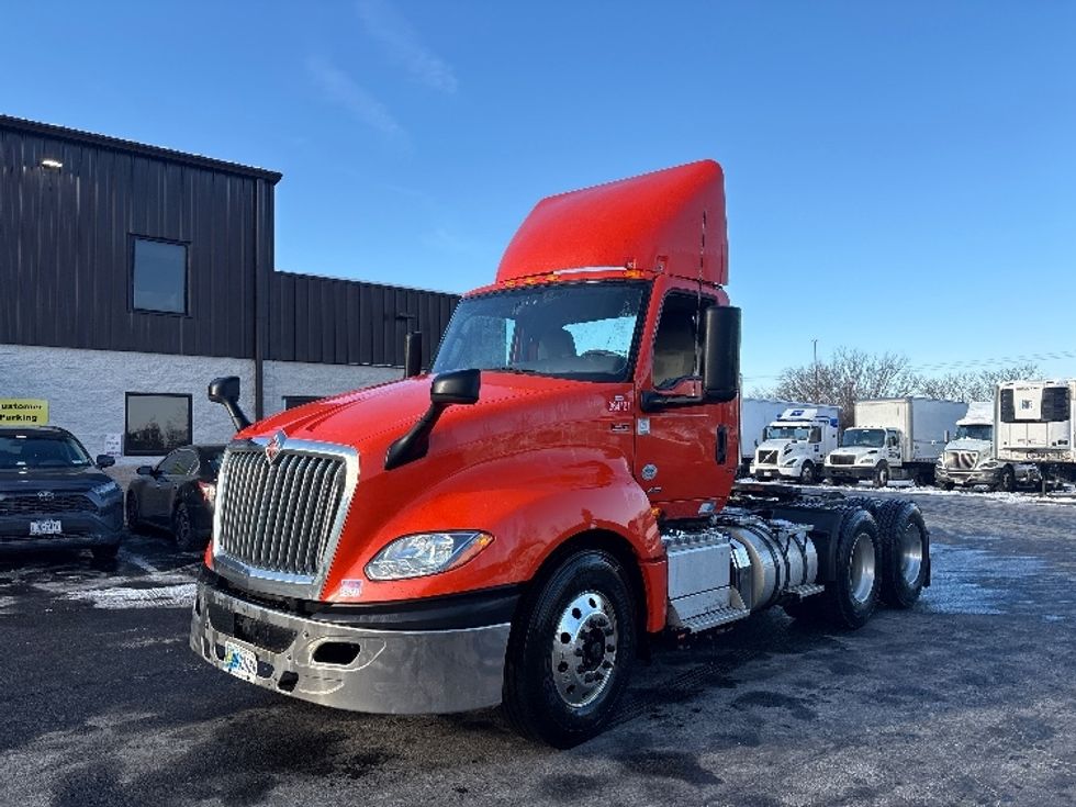 Day Cab Tractor-Heavy Duty Tractors-International-2021-LT625-Montgomery-NY-314,341\n\t\tmiles-$ 27,500 - Image 3