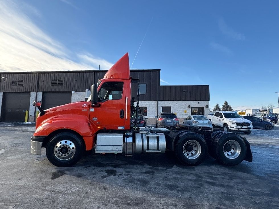 Day Cab Tractor-Heavy Duty Tractors-International-2021-LT625-Montgomery-NY-314,341\n\t\tmiles-$ 27,500 - Image 4