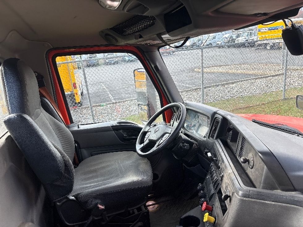 Day Cab Tractor-Heavy Duty Tractors-International-2021-LT625-Montgomery-NY-352,609\n\t\tmiles-$ 28,500 - Image 14