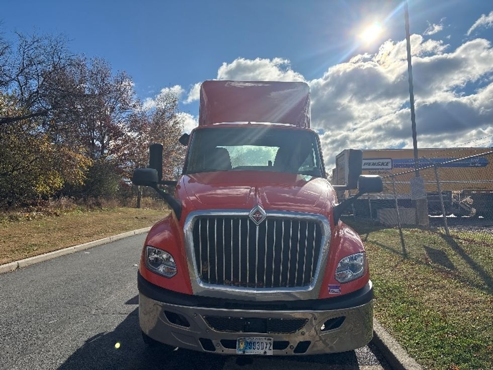 Day Cab Tractor-Heavy Duty Tractors-International-2021-LT625-Montgomery-NY-352,609\n\t\tmiles-$ 28,500 - Image 2