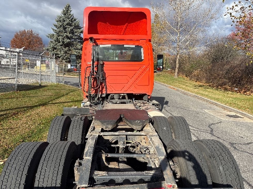 Day Cab Tractor-Heavy Duty Tractors-International-2021-LT625-Montgomery-NY-352,609\n\t\tmiles-$ 28,500 - Image 6