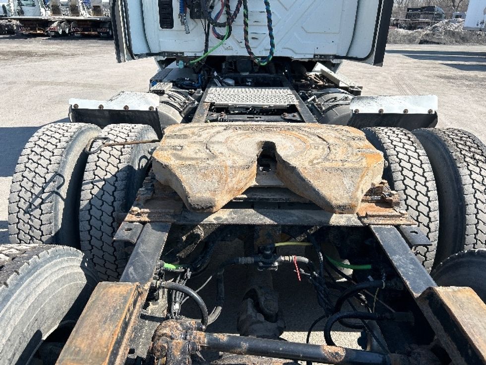 Day Cab Tractor-Heavy Duty Tractors-International-2021-LT625-Montreal-PQ-482,361\n\t\tkm-$ 62,000 - Image 6