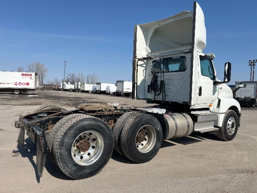 Day Cab Tractor-Heavy Duty Tractors-International-2021-LT625-Montreal-PQ-482,361\n\t\tkm-$ 62,000 - Image 7
