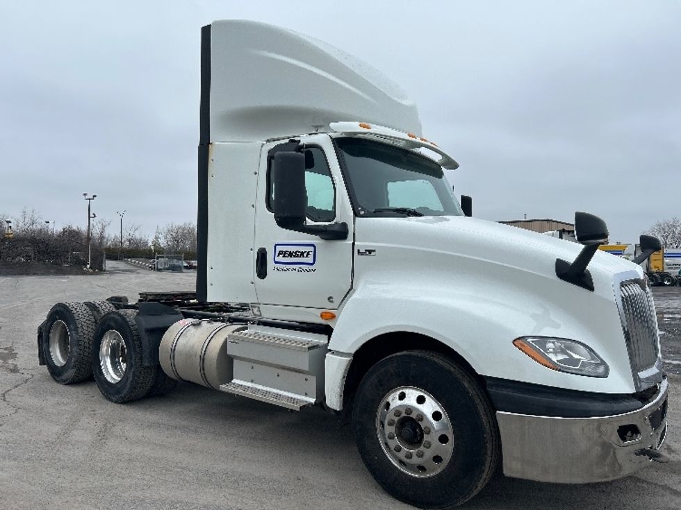 Day Cab Tractor-Heavy Duty Tractors-International-2021-LT625-Montreal-PQ-497,484\n\t\tkm-$ 64,000 - Image 1