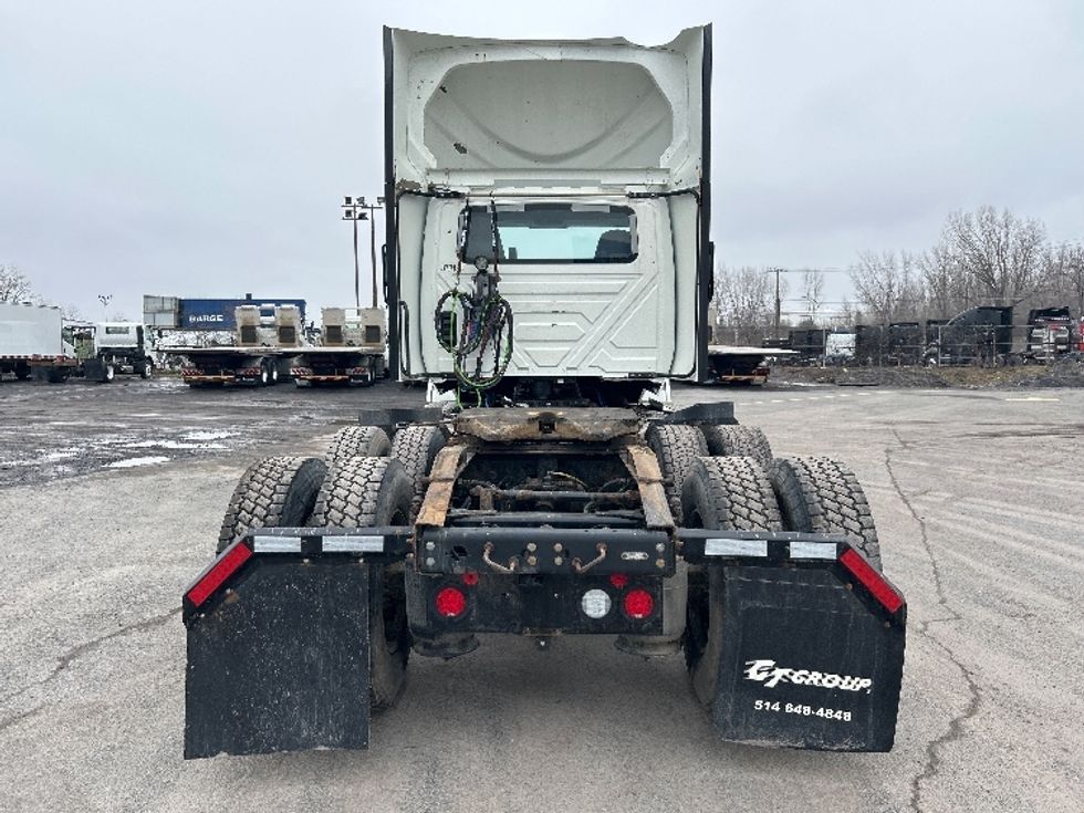 Day Cab Tractor-Heavy Duty Tractors-International-2021-LT625-Montreal-PQ-497,484\n\t\tkm-$ 64,000 - Image 17