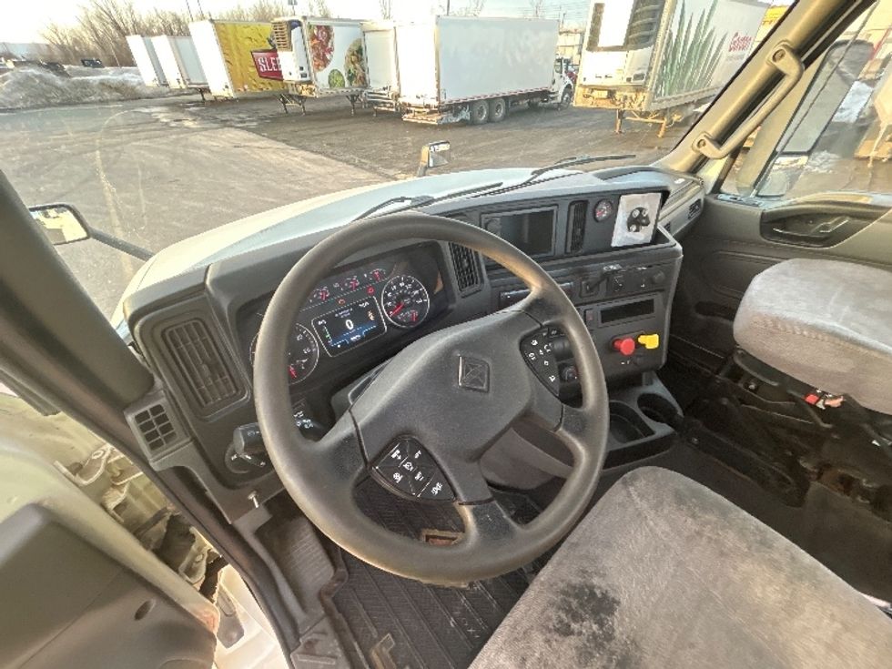 Day Cab Tractor-Heavy Duty Tractors-International-2021-LT625-Montreal-PQ-508,716\n\t\tkm-$ 59,750 - Image 10