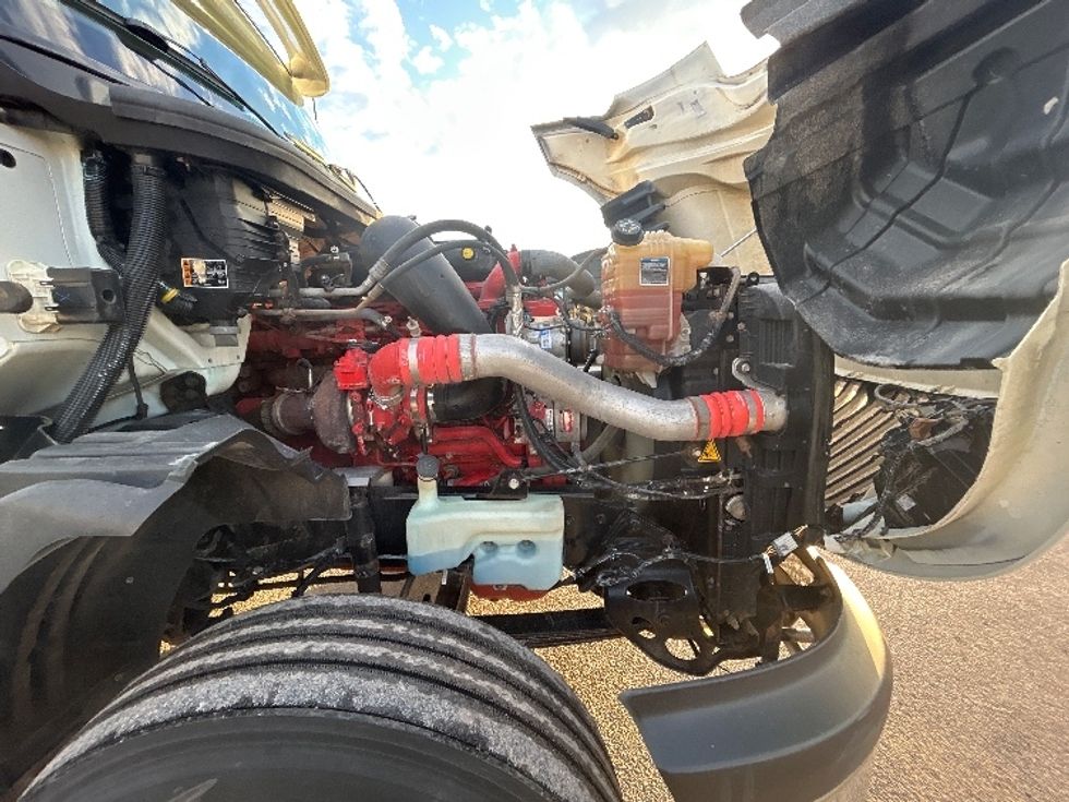 Day Cab Tractor-Heavy Duty Tractors-International-2021-LT625-Montreal-PQ-508,716\n\t\tkm-$ 59,750 - Image 15