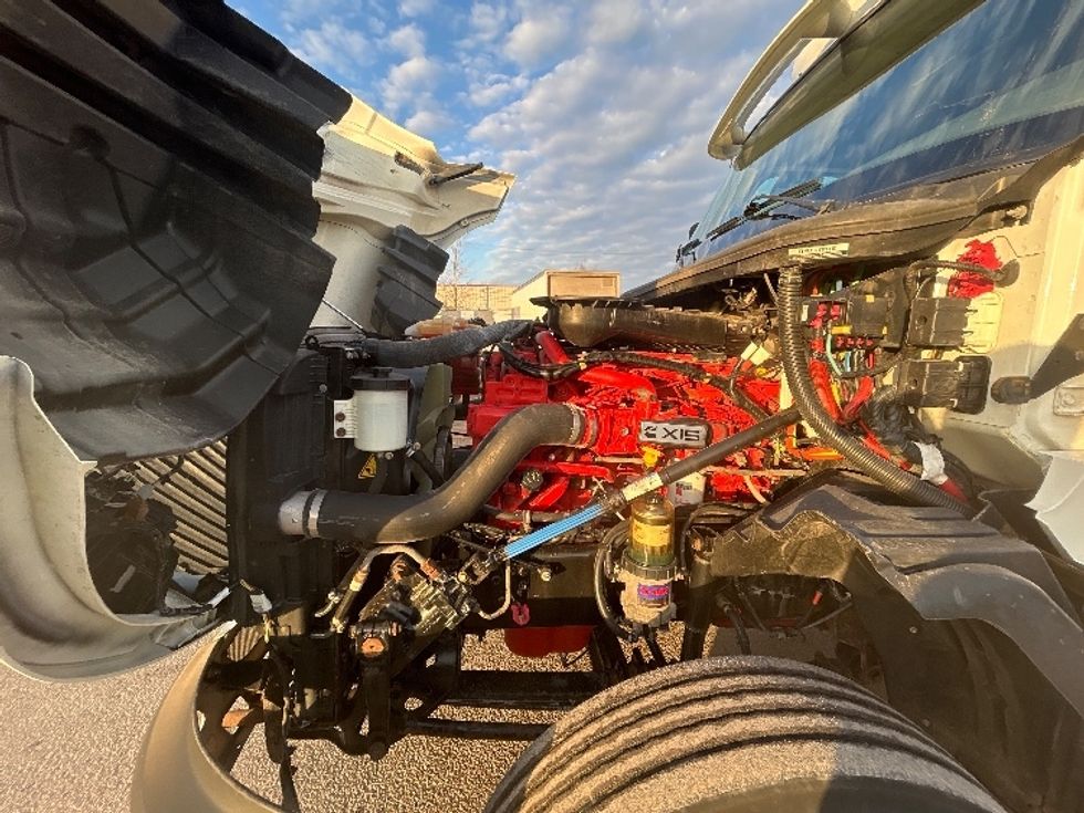 Day Cab Tractor-Heavy Duty Tractors-International-2021-LT625-Montreal-PQ-508,716\n\t\tkm-$ 59,750 - Image 16