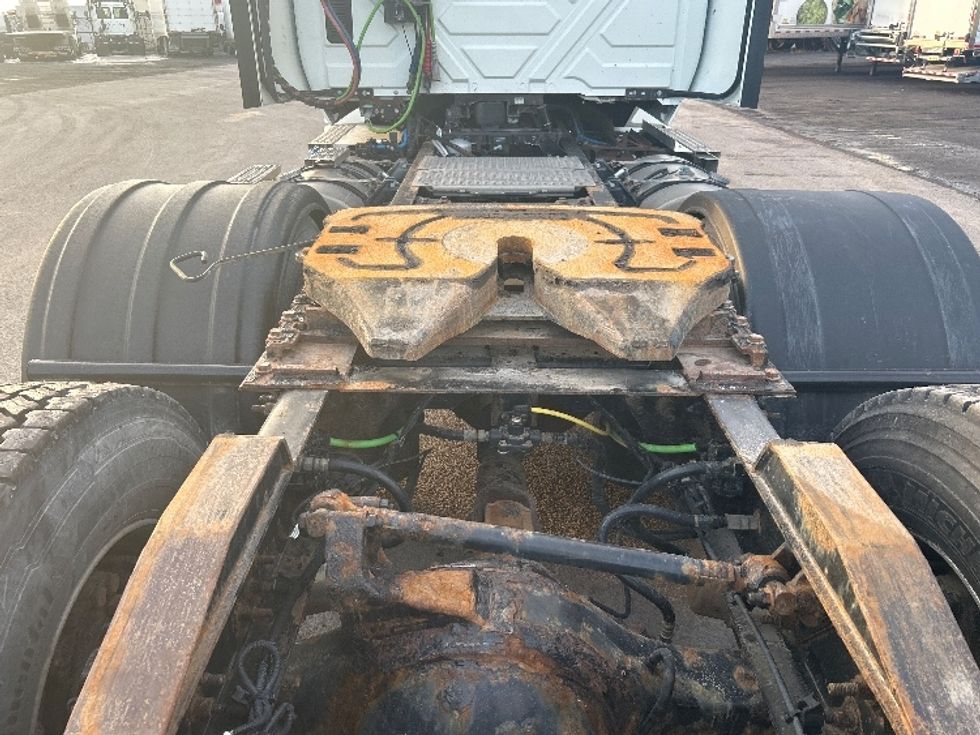 Day Cab Tractor-Heavy Duty Tractors-International-2021-LT625-Montreal-PQ-508,716\n\t\tkm-$ 59,750 - Image 6