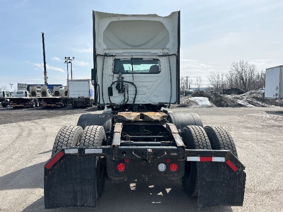 Day Cab Tractor-Heavy Duty Tractors-International-2021-LT625-Montreal-PQ-513,788\n\t\tkm-$ 60,750 - Image 17