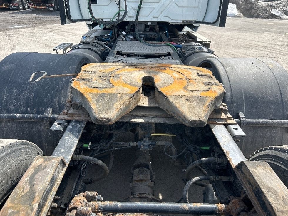Day Cab Tractor-Heavy Duty Tractors-International-2021-LT625-Montreal-PQ-513,788\n\t\tkm-$ 60,750 - Image 6