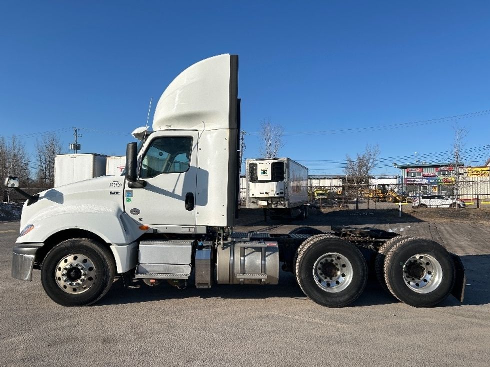 Day Cab Tractor-Heavy Duty Tractors-International-2021-LT625-Montreal-PQ-516,706\n\t\tkm-$ 60,500 - Image 4