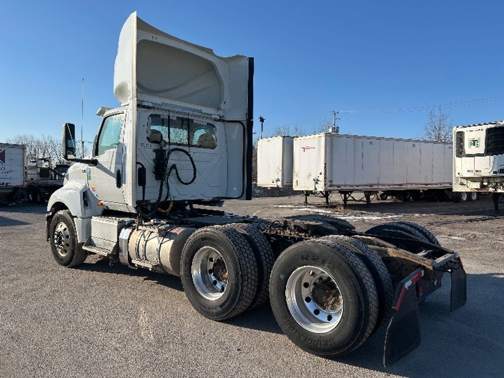 Day Cab Tractor-Heavy Duty Tractors-International-2021-LT625-Montreal-PQ-516,706\n\t\tkm-$ 60,500 - Image 5