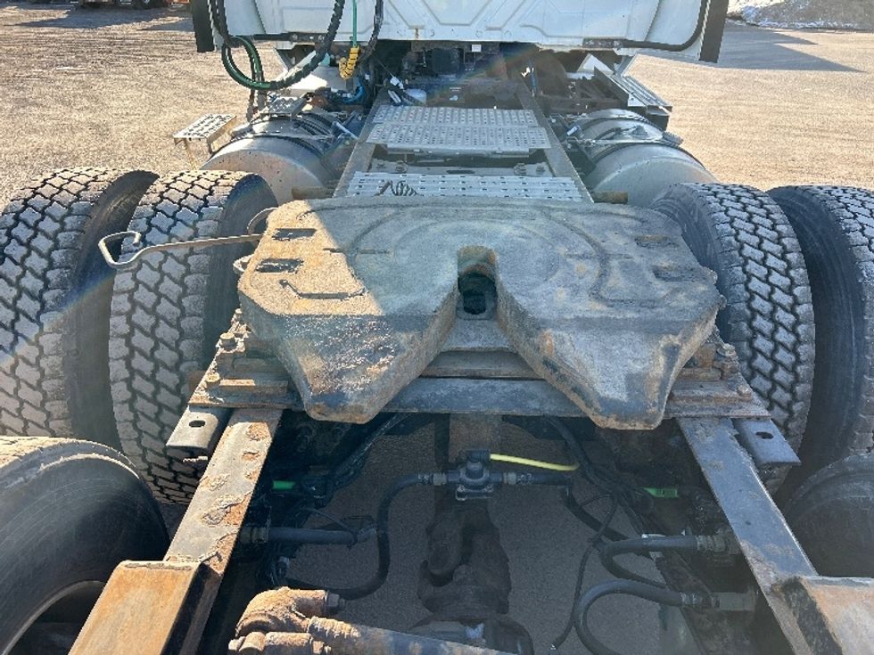 Day Cab Tractor-Heavy Duty Tractors-International-2021-LT625-Montreal-PQ-516,706\n\t\tkm-$ 60,500 - Image 6