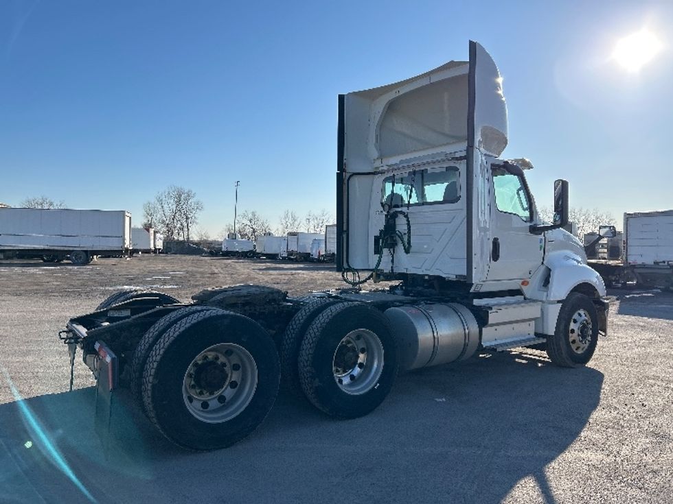 Day Cab Tractor-Heavy Duty Tractors-International-2021-LT625-Montreal-PQ-516,706\n\t\tkm-$ 60,500 - Image 7