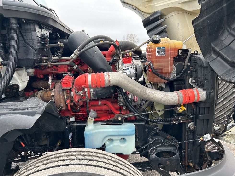 Day Cab Tractor-Heavy Duty Tractors-International-2021-LT625-Montreal-PQ-541,894\n\t\tkm-$ 59,500 - Image 15