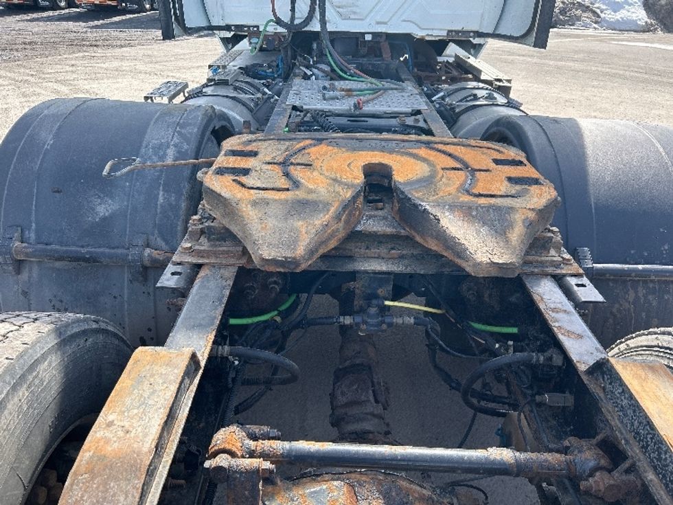 Day Cab Tractor-Heavy Duty Tractors-International-2021-LT625-Montreal-PQ-563,552\n\t\tkm-$ 58,500 - Image 6