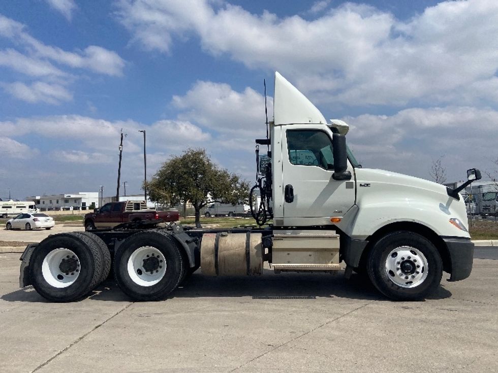 Day Cab Tractor-Heavy Duty Tractors-International-2021-LT625-San Antonio-TX-214,097\n\t\tmiles-$ 42,250 - Image 8