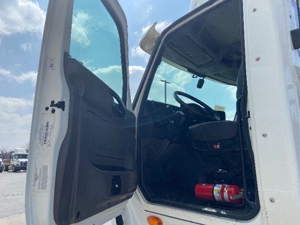Day Cab Tractor-Heavy Duty Tractors-International-2021-LT625-San Antonio-TX-214,097\n\t\tmiles-$ 42,250 - Image 9