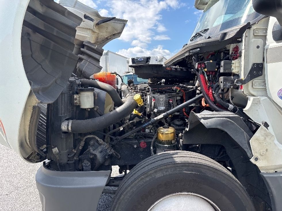 Day Cab Tractor-Heavy Duty Tractors-International-2021-LT625-West Columbia-SC-194,870\n\t\tmiles-$ 42,250 - Image 16