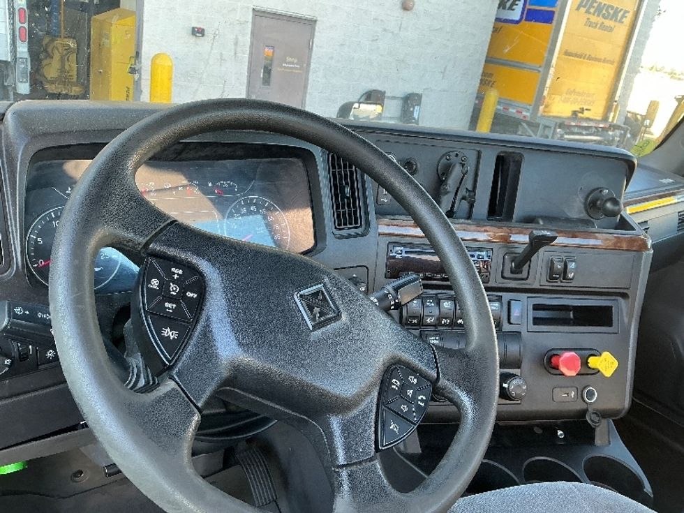Day Cab Tractor-Heavy Duty Tractors-International-2021-LT625-West Sacramento-CA-347,976\n\t\tmiles-$ 55,250 - Image 10
