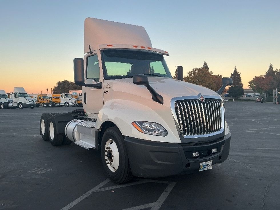 Day Cab Tractor-Heavy Duty Tractors-International-2021-LT625-West Sacramento-CA-358,892\n\t\tmiles-$ 54,250 - Image 1