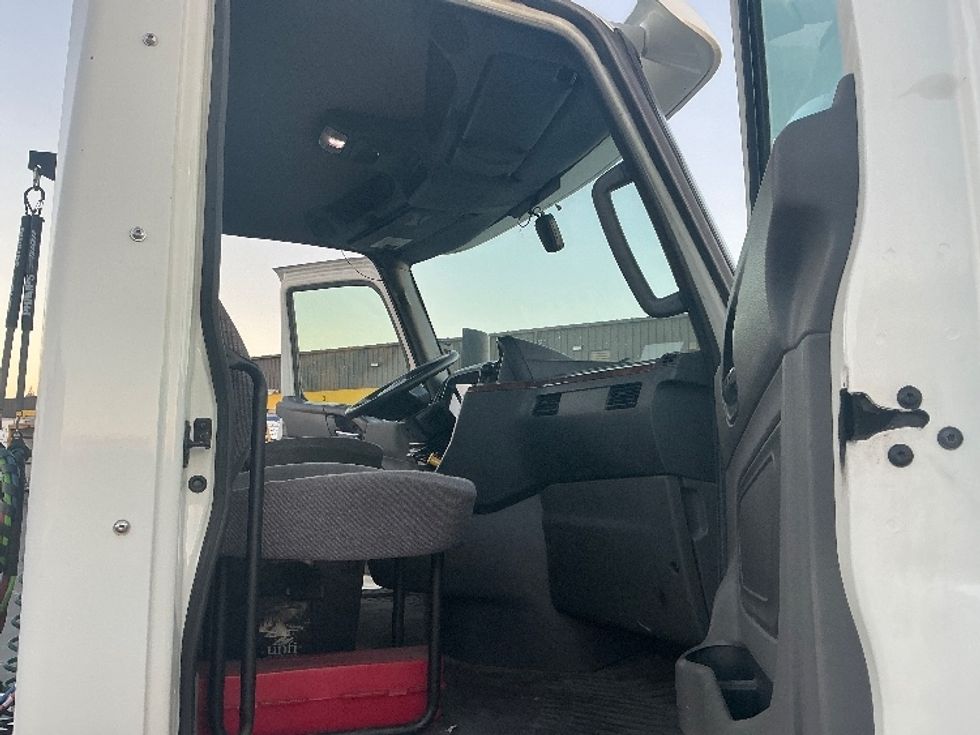 Day Cab Tractor-Heavy Duty Tractors-International-2021-LT625-West Sacramento-CA-358,892\n\t\tmiles-$ 54,250 - Image 12