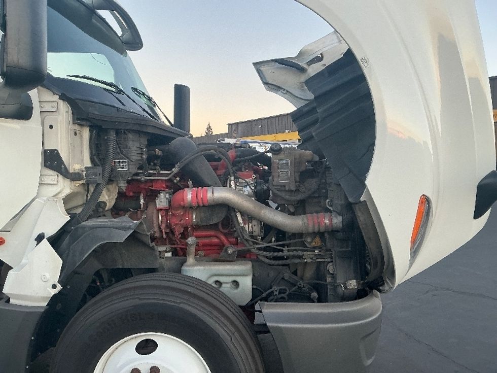 Day Cab Tractor-Heavy Duty Tractors-International-2021-LT625-West Sacramento-CA-358,892\n\t\tmiles-$ 54,250 - Image 15