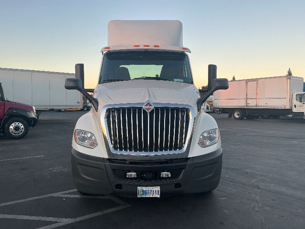 Day Cab Tractor-Heavy Duty Tractors-International-2021-LT625-West Sacramento-CA-358,892\n\t\tmiles-$ 54,250 - Image 2