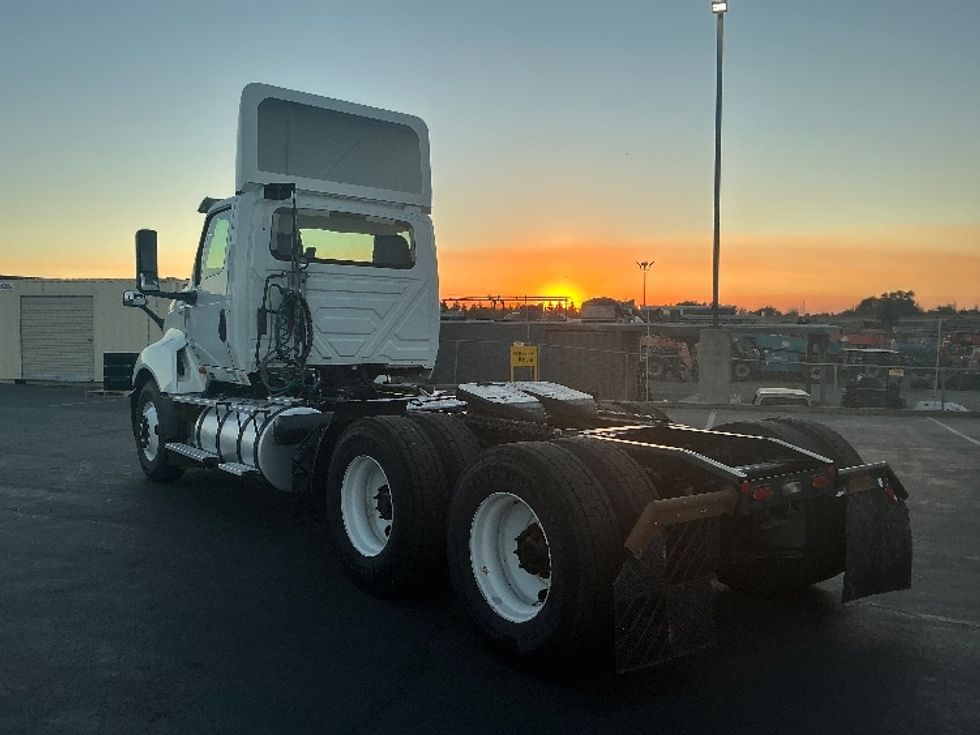 Day Cab Tractor-Heavy Duty Tractors-International-2021-LT625-West Sacramento-CA-358,892\n\t\tmiles-$ 54,250 - Image 5