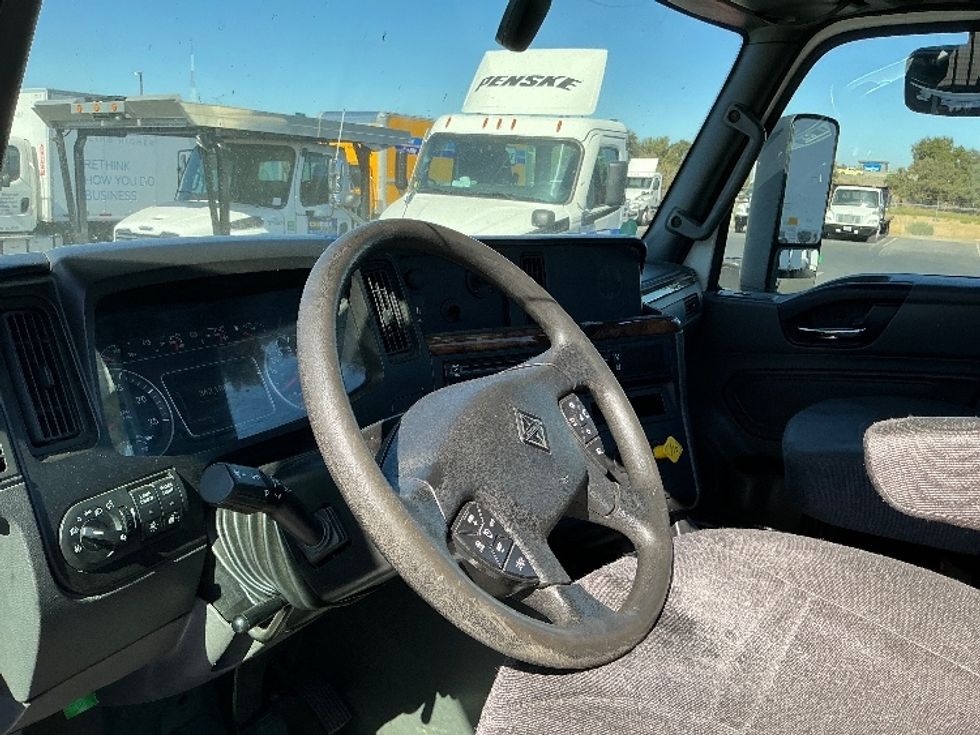Day Cab Tractor-Heavy Duty Tractors-International-2021-LT625-West Sacramento-CA-362,180\n\t\tmiles-$ 54,500 - Image 10