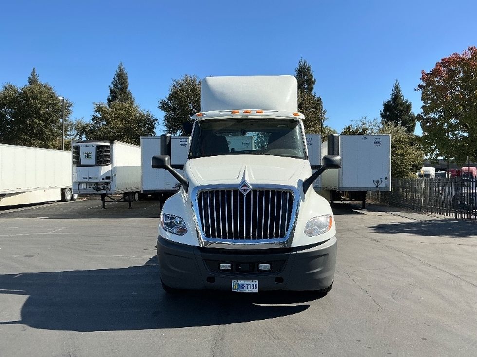 Day Cab Tractor-Heavy Duty Tractors-International-2021-LT625-West Sacramento-CA-408,345\n\t\tmiles-$ 51,250 - Image 2