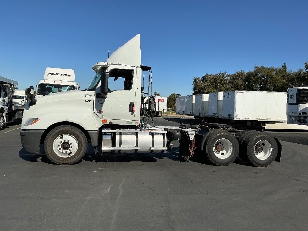 Day Cab Tractor-Heavy Duty Tractors-International-2021-LT625-West Sacramento-CA-408,345\n\t\tmiles-$ 51,250 - Image 4
