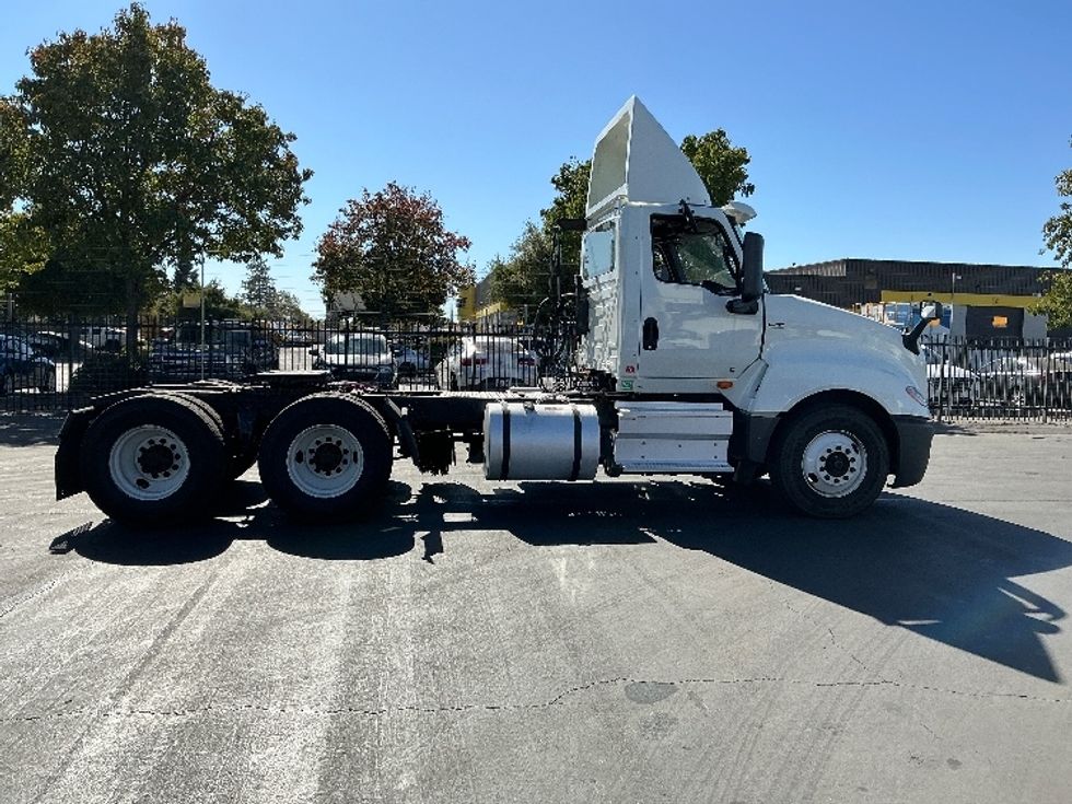 Day Cab Tractor-Heavy Duty Tractors-International-2021-LT625-West Sacramento-CA-408,345\n\t\tmiles-$ 51,250 - Image 8