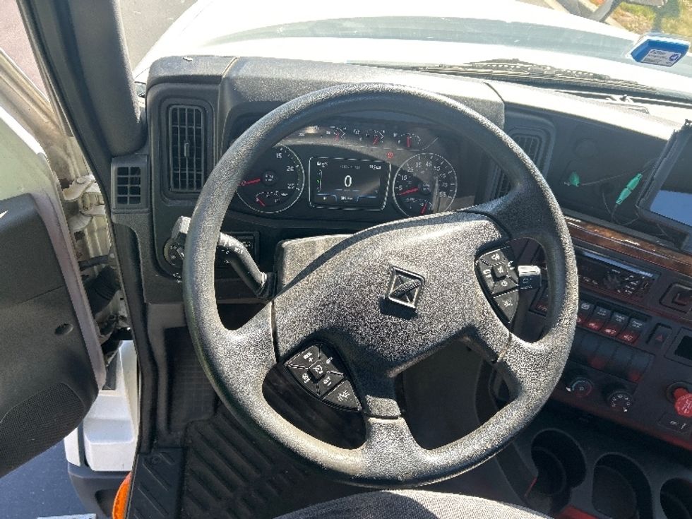 Day Cab Tractor-Heavy Duty Tractors-International-2021-LT625-Windsor-WI-291,804\n\t\tmiles-$ 45,750 - Image 11