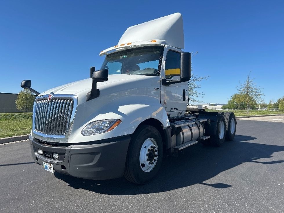 Day Cab Tractor-Heavy Duty Tractors-International-2021-LT625-Windsor-WI-291,804\n\t\tmiles-$ 45,750 - Image 3