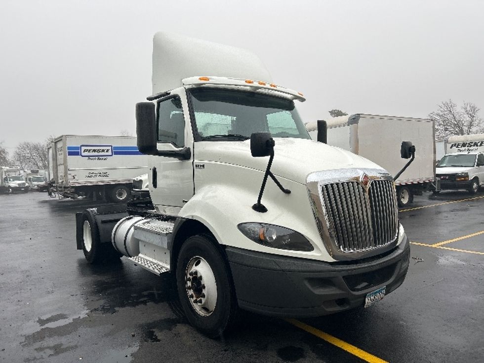 Day Cab Tractor-Heavy Duty Tractors-International-2021-RH613-Brooklyn Park-MN-34,220\n\t\tmiles-$ 32,500 - Image 1