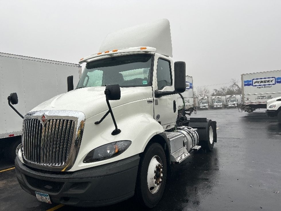 Day Cab Tractor-Heavy Duty Tractors-International-2021-RH613-Brooklyn Park-MN-34,220\n\t\tmiles-$ 32,500 - Image 3