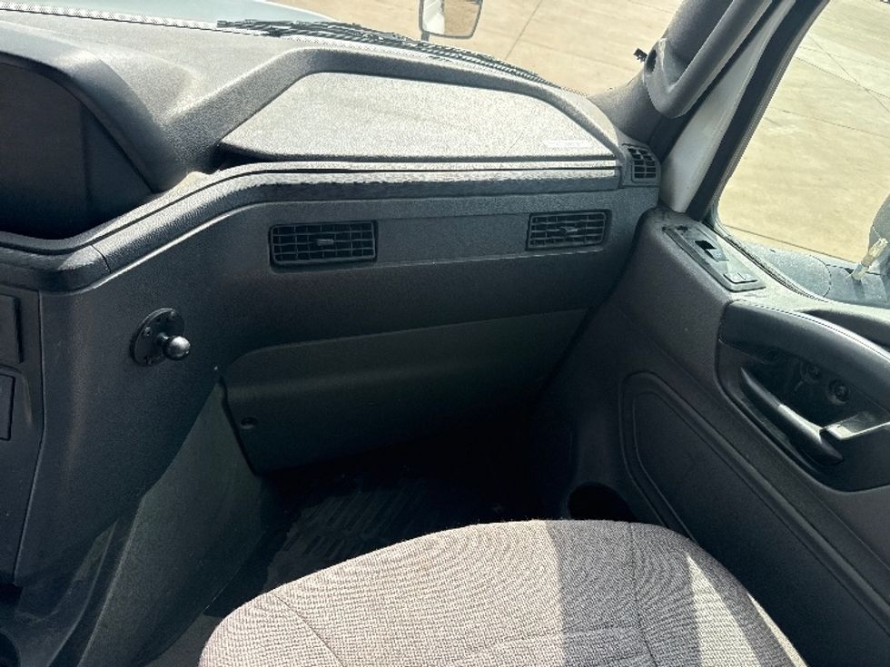 Day Cab Tractor-Heavy Duty Tractors-International-2021-RH613-Grand Prairie-TX-175,723\n\t\tmiles-$ 43,000 - Image 13