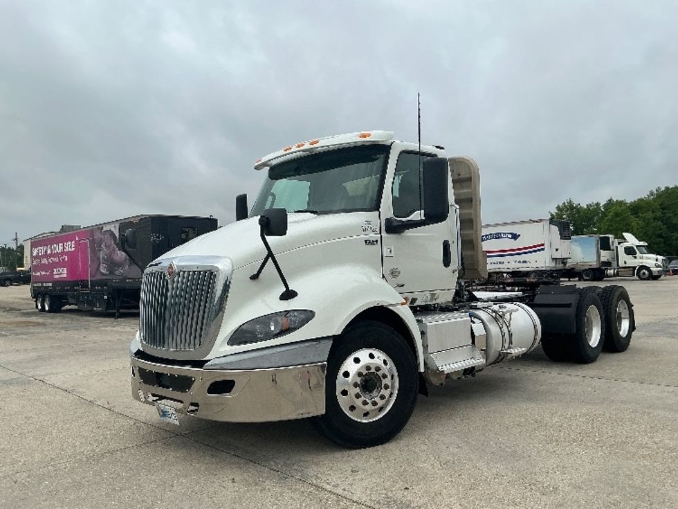 Day Cab Tractor-Heavy Duty Tractors-International-2021-RH613-Hammond-LA-184,319\n\t\tmiles-$ 38,500 - Image 3