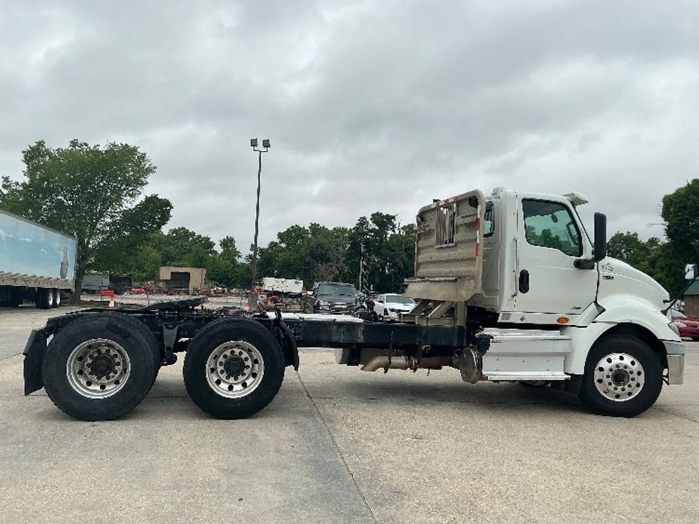 Day Cab Tractor-Heavy Duty Tractors-International-2021-RH613-Hammond-LA-184,319\n\t\tmiles-$ 38,500 - Image 8
