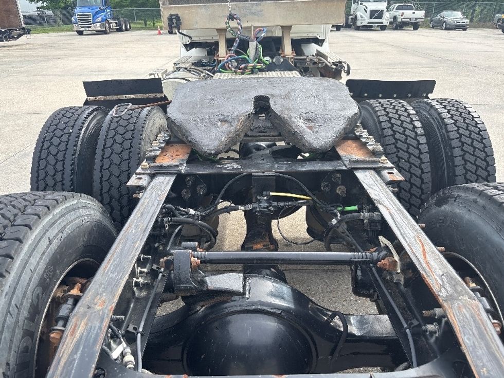 Day Cab Tractor-Heavy Duty Tractors-International-2021-RH613-Hammond-LA-203,197\n\t\tmiles-$ 42,750 - Image 6