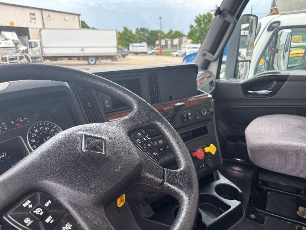 Day Cab Tractor-Heavy Duty Tractors-International-2021-RH613-Hammond-LA-207,676\n\t\tmiles-$ 42,500 - Image 10