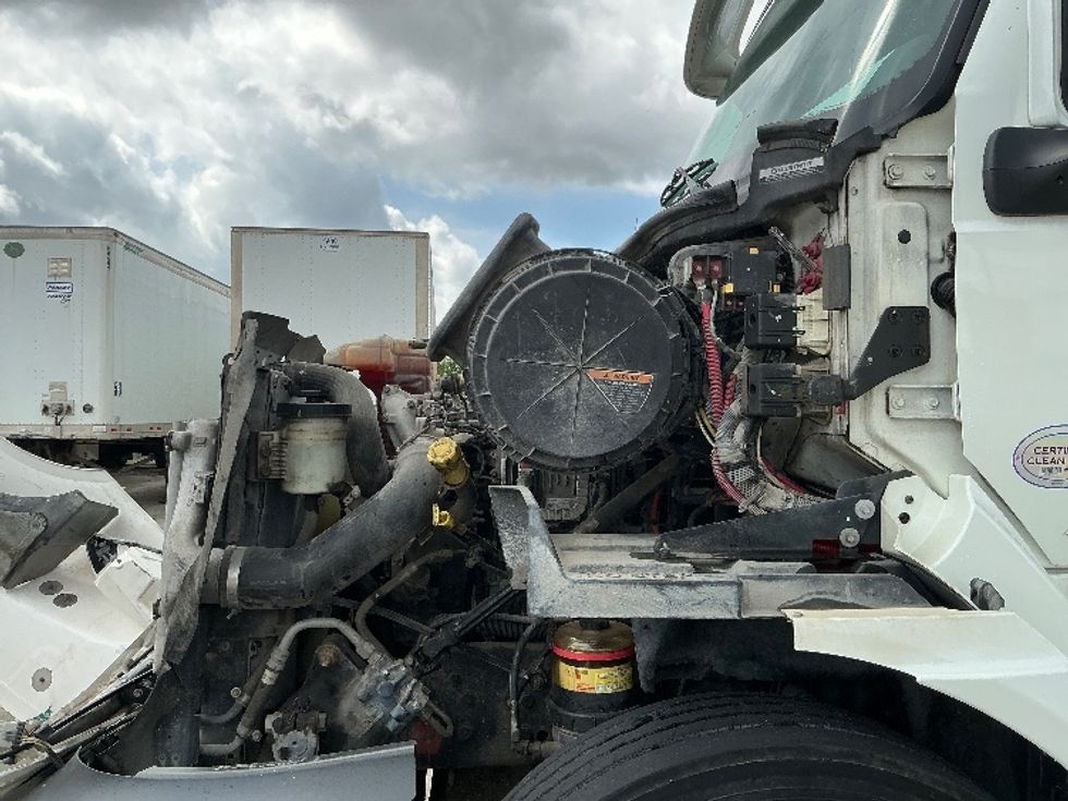 Day Cab Tractor-Heavy Duty Tractors-International-2021-RH613-Hammond-LA-207,676\n\t\tmiles-$ 42,500 - Image 16