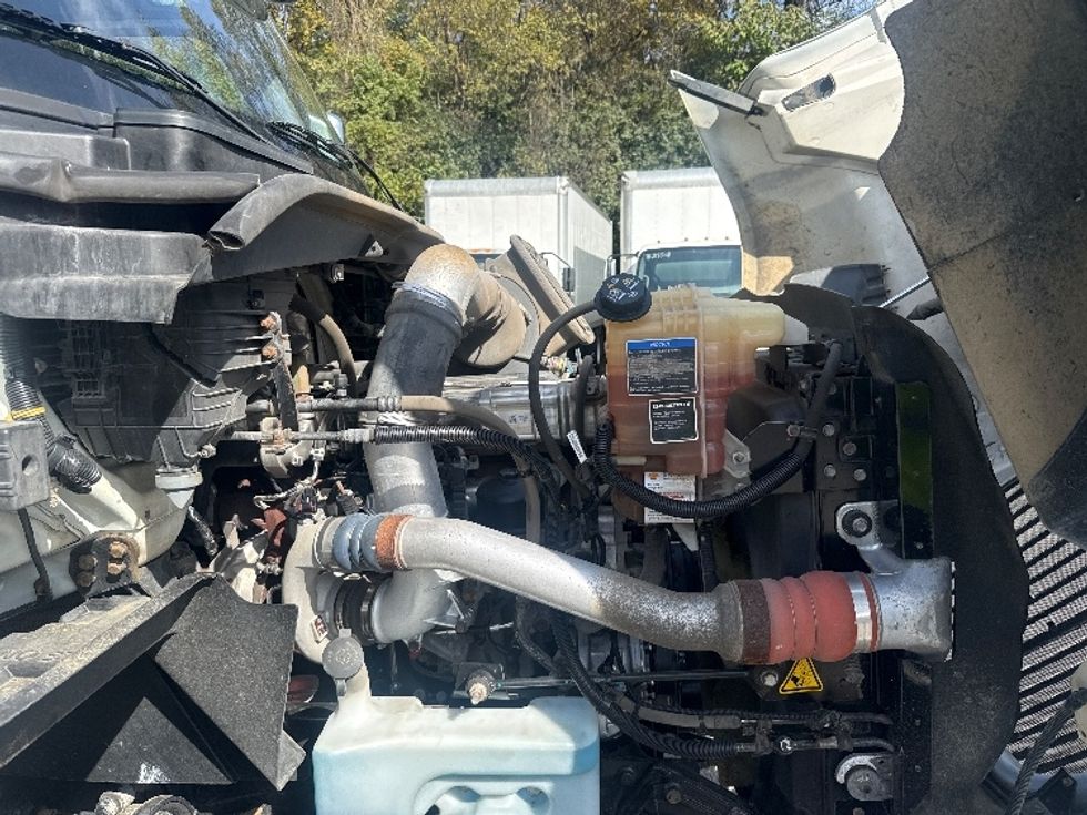 Day Cab Tractor-Heavy Duty Tractors-International-2021-RH613-Knoxville-TN-322,603\n\t\tmiles-$ 34,500 - Image 15