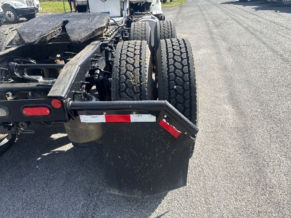 Day Cab Tractor-Heavy Duty Tractors-International-2021-RH613-Knoxville-TN-322,603\n\t\tmiles-$ 34,500 - Image 20