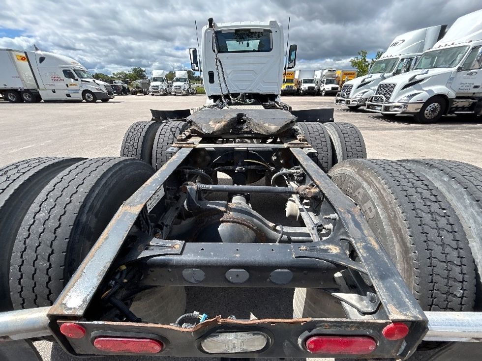 Day Cab Tractor-Heavy Duty Tractors-International-2021-RH613-Milwaukee-WI-255,807\n\t\tmiles-$ 36,500 - Image 6