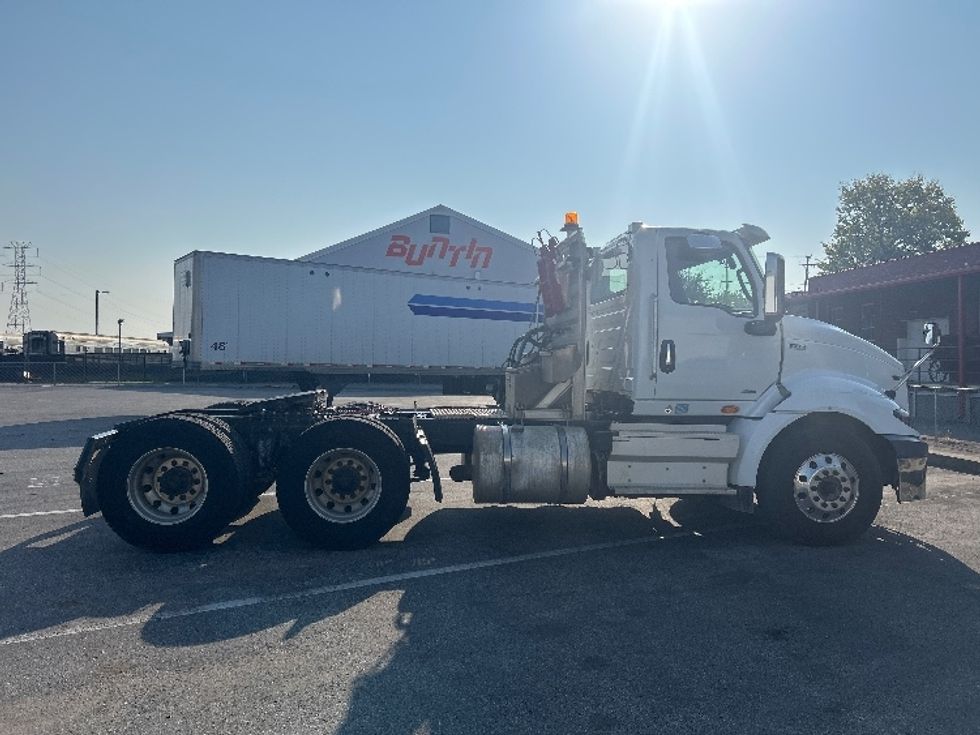 Day Cab Tractor-Heavy Duty Tractors-International-2021-RH613-Nashville (Mount Juliet)-TN-131,106\n\t\tmiles-$ 47,250 - Image 8