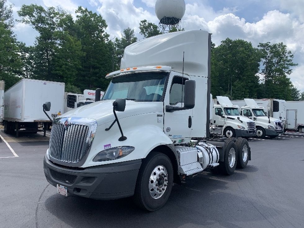 Day Cab Tractor-Heavy Duty Tractors-International-2021-RH613-Norton-MA-357,266\n\t\tmiles-$ 28,500 - Image 3