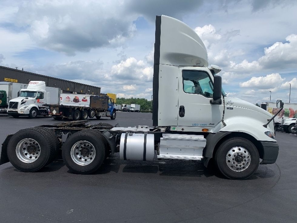Day Cab Tractor-Heavy Duty Tractors-International-2021-RH613-Norton-MA-357,266\n\t\tmiles-$ 28,500 - Image 8